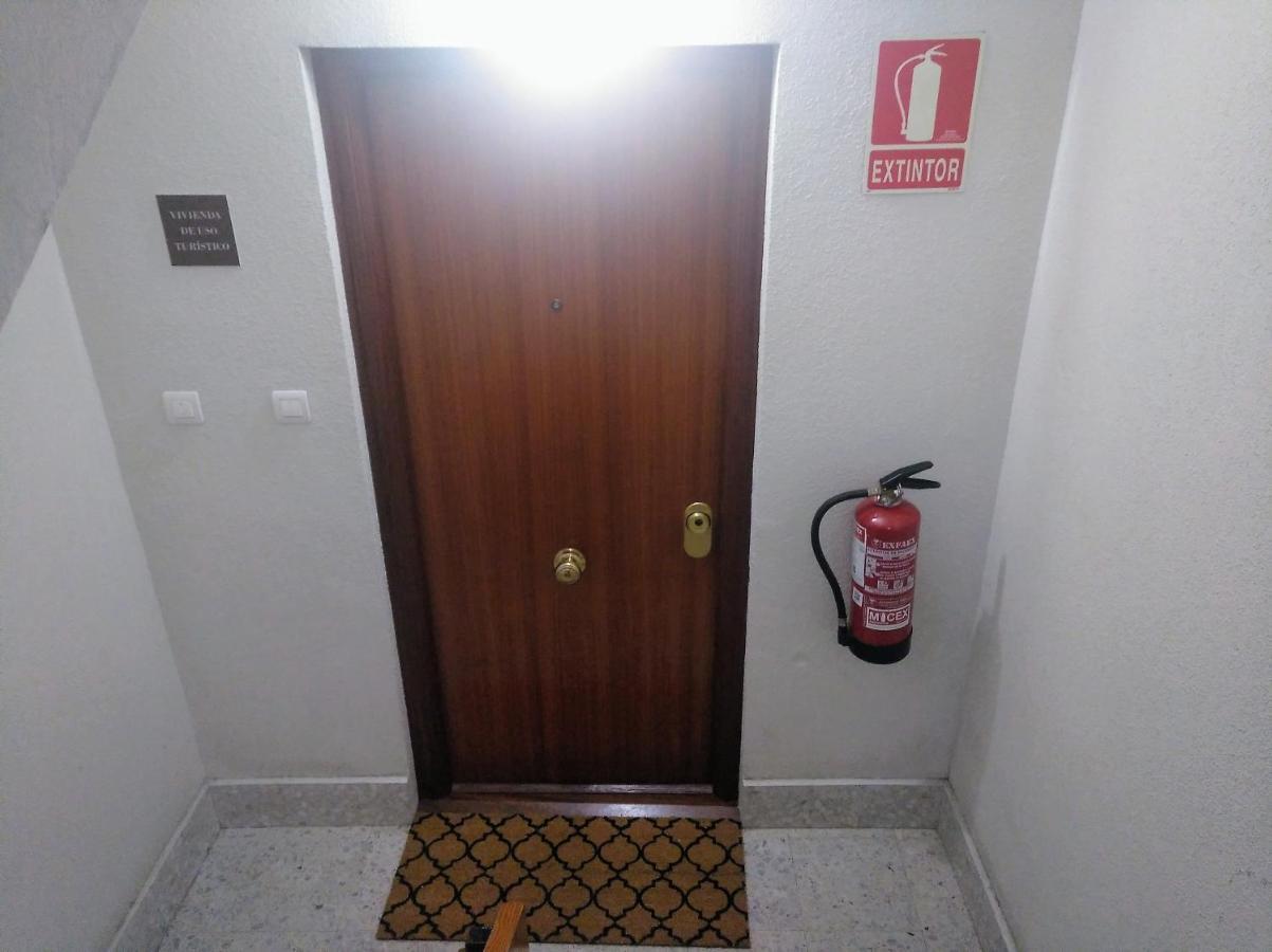 Plaza Glam Tourist Apartment Haro